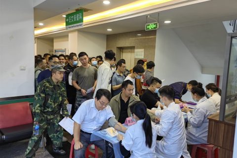 我中心为翠香街道2023年基干民兵开展体检服务